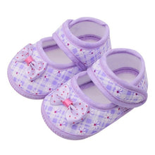 Load image into Gallery viewer, Baby Shoes I Love PaPa&amp;MaMa Letter Printed Soft Bottom Footwear Heart-shaped 0-18M Newborn First walker