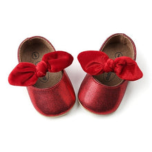 Load image into Gallery viewer, New Baby Girl Shoes Lace PU Leather Princess Baby Crown Shoes First Walkers Newborn Moccasins For Girls